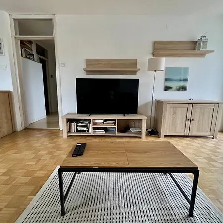 Pero Cozy * Ljubljana